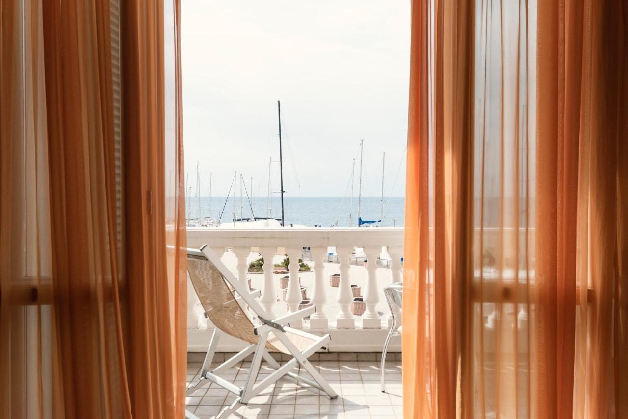 Residenza Santa Cecilia Aparthotel San Vincenzo Eksteriør bilde